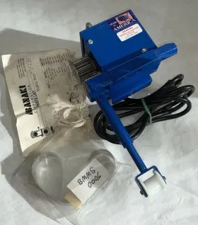 100-06 Abanaki Mm Lil Blue Portable Belt Oil Skimmer With 1 Wide Base