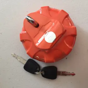 K1004166 Aftermarket Cap Fuel Tank With 2 Keys 1880014 D100 Dx150 Dx225 Dx305 Dx330 Dx220-7