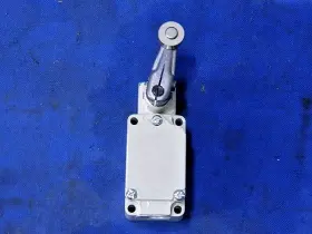 1ls-j500 Azbil 14ce6-3j Limit Switch New