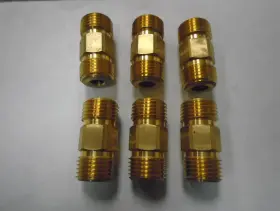 B-7033 Bijur Lubricating Co. Nos 6 Pcs Units Ct-1