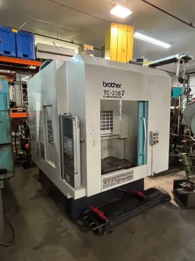 Tc-32bn Brother 2011 Tc-32bn- Quart Cnc Tapping Center Vertical Machining
