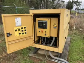 B47452 Caterpillar G30f3 Cat Olympian 30 Kw Stand-by Enclosed Gas Generator