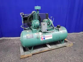 04251350001 Champion Hr5-8 Air Compressor 5 Hp