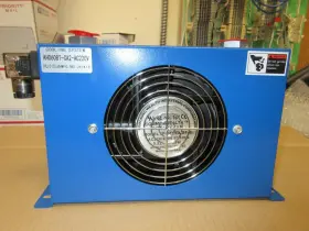 Ah0608t-ca2air-cooledcooler Cml Ah0608t-ca2 Coldradiator 6 Inch Fan Ac230/400v 60l 20kgfoiloutlet3/4