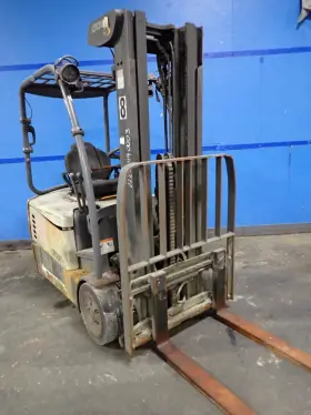 55f-sss-a060 Crown Euc-crown Electric Forklift 4825 Lbs 02250190003