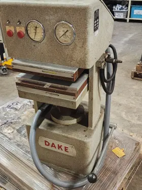 44703 Dake Heated Platen Press 208 Vac 1-phase 7200 Watts