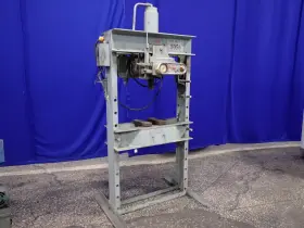 04250060014 Dake 5-050-a Shop Press