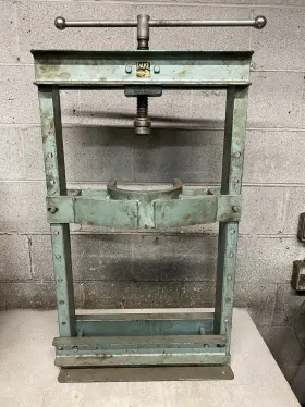 Ut10-c Dake Vintage 10 Ton H-frame Screw Press