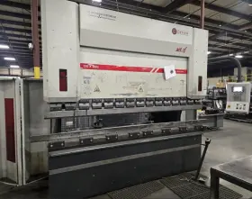 135-3000 Dener 200 Ton X 12ft Pacific Hydraulic Press Brake - Fabricating Machinery