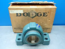 04200564904 Dodge P4b-s2-215r Pillow Block Roller Bearing. 2-15/16 Inch Bore.
