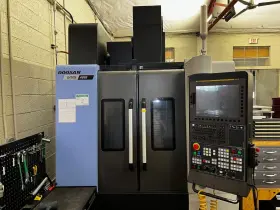 Dnm-4000 Doosan 2022 Dnm4000 Cnc Vmc 12k Probing Ct40 20 Tool 4th Axis