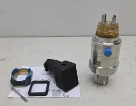 Pmc21-aa1v1pfvxja Endress Hauser Cerabar Pressure Transmitter New
