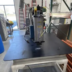 Fp6x2xsx1ft-as-nr Fabco-air 5 Ton Pneumatic C-frame Press With 4 X4 Work Table