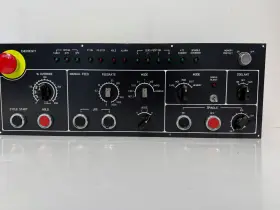 A02b-0051-c331 Fanuc Vs5a Operator Control Panel As-is For Parts Or Repair