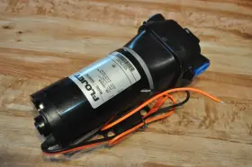 04300-143 Flojet New Pump 12 Volt 4.9 Gpm 45 Psi