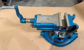 T10059 Grizzly 4 Inch Three-way Precision Angle Vise - Lmc #51576