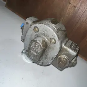 713-11-2 Heavy Duty Industrial Brown And Sharp No.11 Auto Rev. Machine Coolant Pump Used