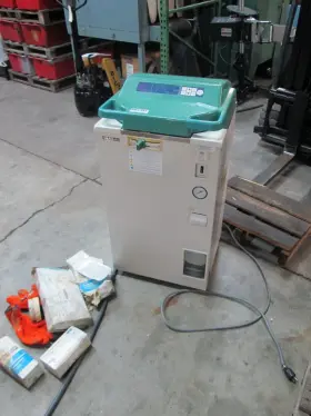 Hv-50 Hirayama Autoclave Sterilizer Portable Toploading
