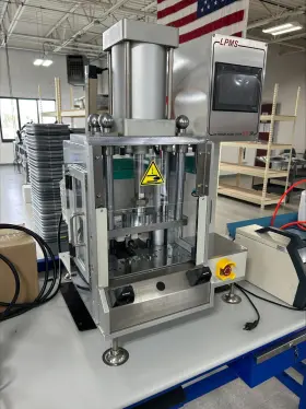 Beta-300 Lpms Beta 300 Low Pres. Horizontal Injection Molding Machine With Melt Tank