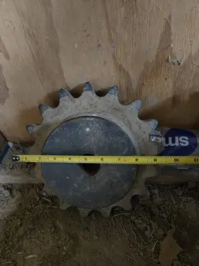 140-b-17 Martin 140b17 Roller Chain Sprocket 17 Teeth Bore 1-1/2 Inch
