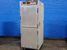 07240430011 Metro C589-nds-u Euc-metro Oven With Dual Temp Controller 2000watts
