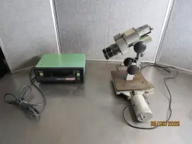 164-103 Mitutoyo Erc2705 Tool Makers Microscope W Sliding Bed