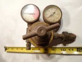 N1625 National Cylinder Gas Regulator Model
