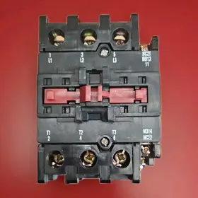 C-50d Nhd C-55d 3 Pole Contactor 220v Coil 20-40 Hp