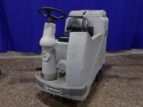08240810020 Nilfisk Advance 2820c Euc-nilfisk Adgressor Floor Scrubber 35 Inch
