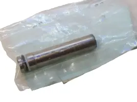 U9800-0776-002-01 Okuma Ma-4000 New Corp. Through Pin Cat