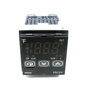 E5csv-r1t Omron New In Box Temperature Controller