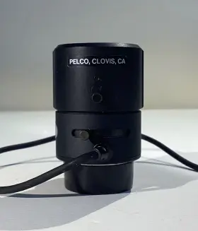 12vd4-10 Pelco Varifocal Cctv Lens - Model / 12vd410 4-10mm Zoom Cs Mount