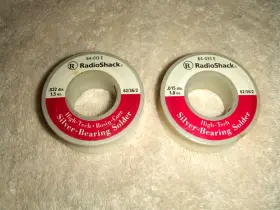 64-013 Radio Shack Lot Of 2 Radioshack Silver-bearing Solder .022 Dia. 1.5 Oz. And .015 1.0