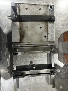 H8-219 Rapid Air Rapid-air Feeder Model 11.25 Inch Wide Feeder. Used