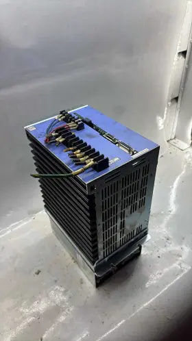 Kt1-67za150mxxxc04 Sanyo 67za150mxxxc04 Denki Sanmotion Servo Amplifier