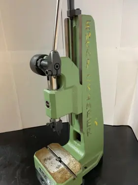 18rf-04-1999 Schmidt Manual Toggle Press