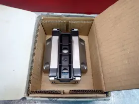 1851-313-10 Star Roller Block Linear Motion Rail Guideway Bosch 03251