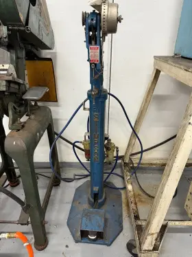 489s Stimpson Pneumatic Grommet Press