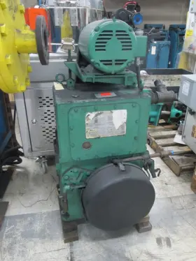 212-11 Stokes 7.5hp 208-230/460v Model Micro Vac 3ph Oil Sealed Pump