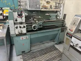 Le-1338 Supermax 1986 13 Inch X38 Gap Bed Lathe With Tooling - 220v 3ph