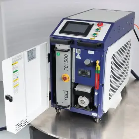 130102 Techtongda 220v Handheld Laser Cleaning Machine Stainless Steel Iron Plate Rust Removal