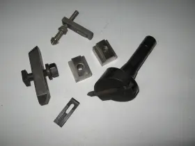 K-348 Uni-kut Fly Cutter Machinist 2-1/2 Inch Diam. Head 1.0 Shank 5/16 Bits