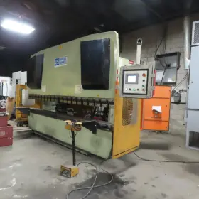 Us20013ac Us Industrial 300 Ton X 13ft Cnc Press Brake Crowning Table See Info