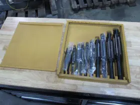 Westward 15/32 1-1/2 In To Adjustable Hand Reamer Set Straight Blade 11pc
