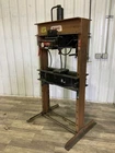 25 Ton Dake Model #5-05 Frame Hydraulic Press: Stock #79727 Used. Price: $2950.00.