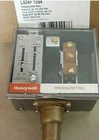 Honeywell L404 F1094 Pressuretrol Controller. 20-300 Psi New. Price: $196.48.