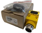 New Banner Engineering SM2A912LVAGQD Photoelectric Sensor. Price: $165.00.
