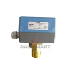 New In Box Siemens QVE1900 Flow Switch Controller. Price: $244.49.